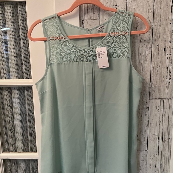 New mint tank top - Picture 2 of 4